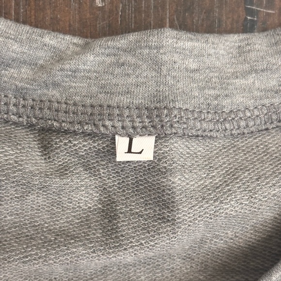 Amazon Essentials Gray Dandelion Sweater - Picture 3 of 7